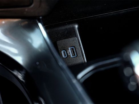 Used 2022 Ford F150 XLT w/ Equipment Group 302A High image 26