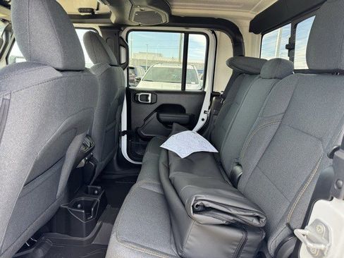 New 2026 Jeep Gladiator Willys image 29