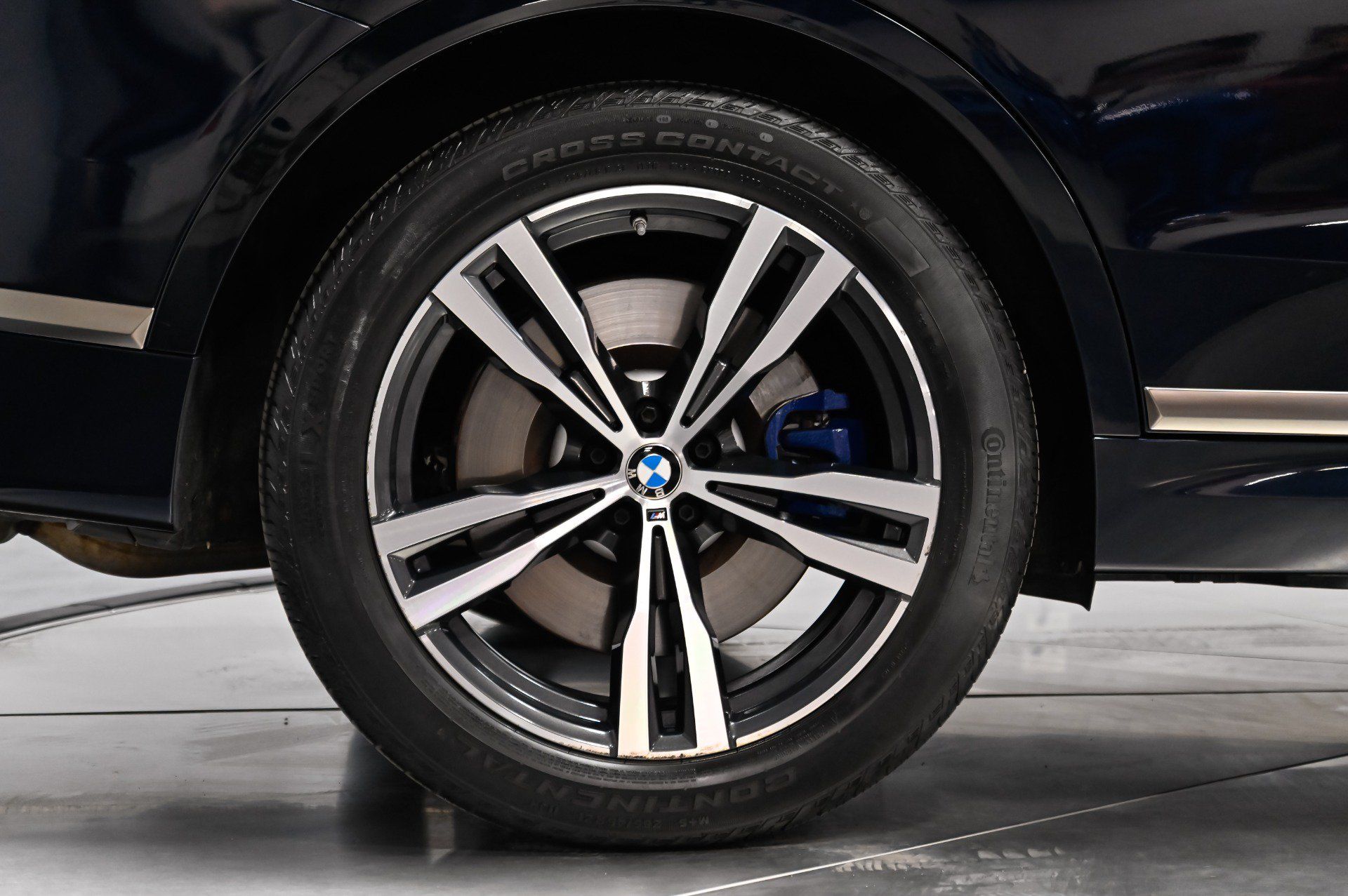 Used 2021 BMW X7 M50i AWD/4WD image 20