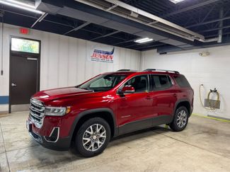 Certified 2021 GMC Acadia SLT w/ Preferred Package image 1