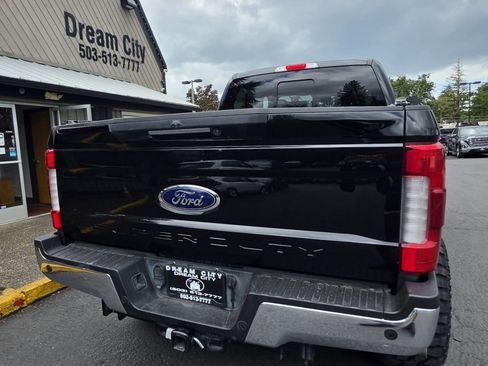 Used 2018 Ford F350 Lariat w/ Lariat Ultimate Package AWD/4WD image 11