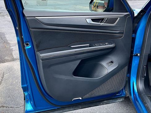 Used 2024 Volkswagen Atlas Cross Sport SE image 21