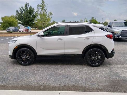 Used 2024 Buick Encore GX Sport Touring w/ Comfort Package FWD image 6