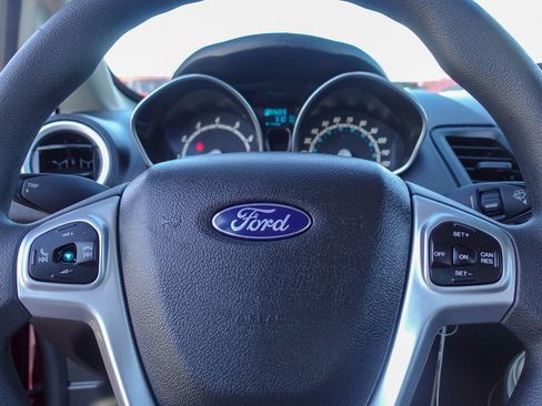 Used 2017 Ford Fiesta SE image 13