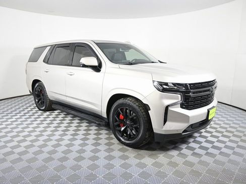 Used 2024 Chevrolet Tahoe RST w/ RST Performance Edition image 9