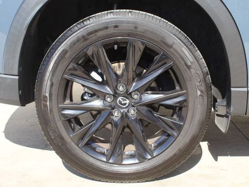Used 2023 MAZDA CX-5 Carbon Edition image 9