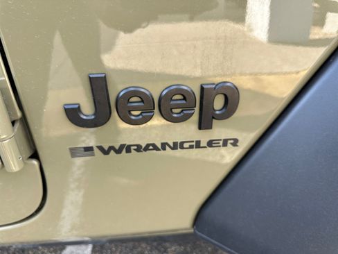Used 2026 Jeep Wrangler Unlimited Sport AWD/4WD image 24