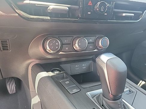 New 2026 Nissan Kicks S FWD image 27