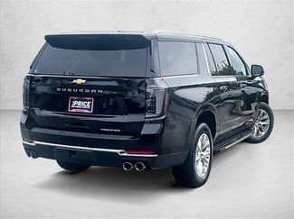 Used 2025 Chevrolet Suburban Premier RWD video 2