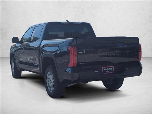 Certified 2025 Toyota Tundra SR5 w/ SR5 Convenience Package AWD/4WD image 9