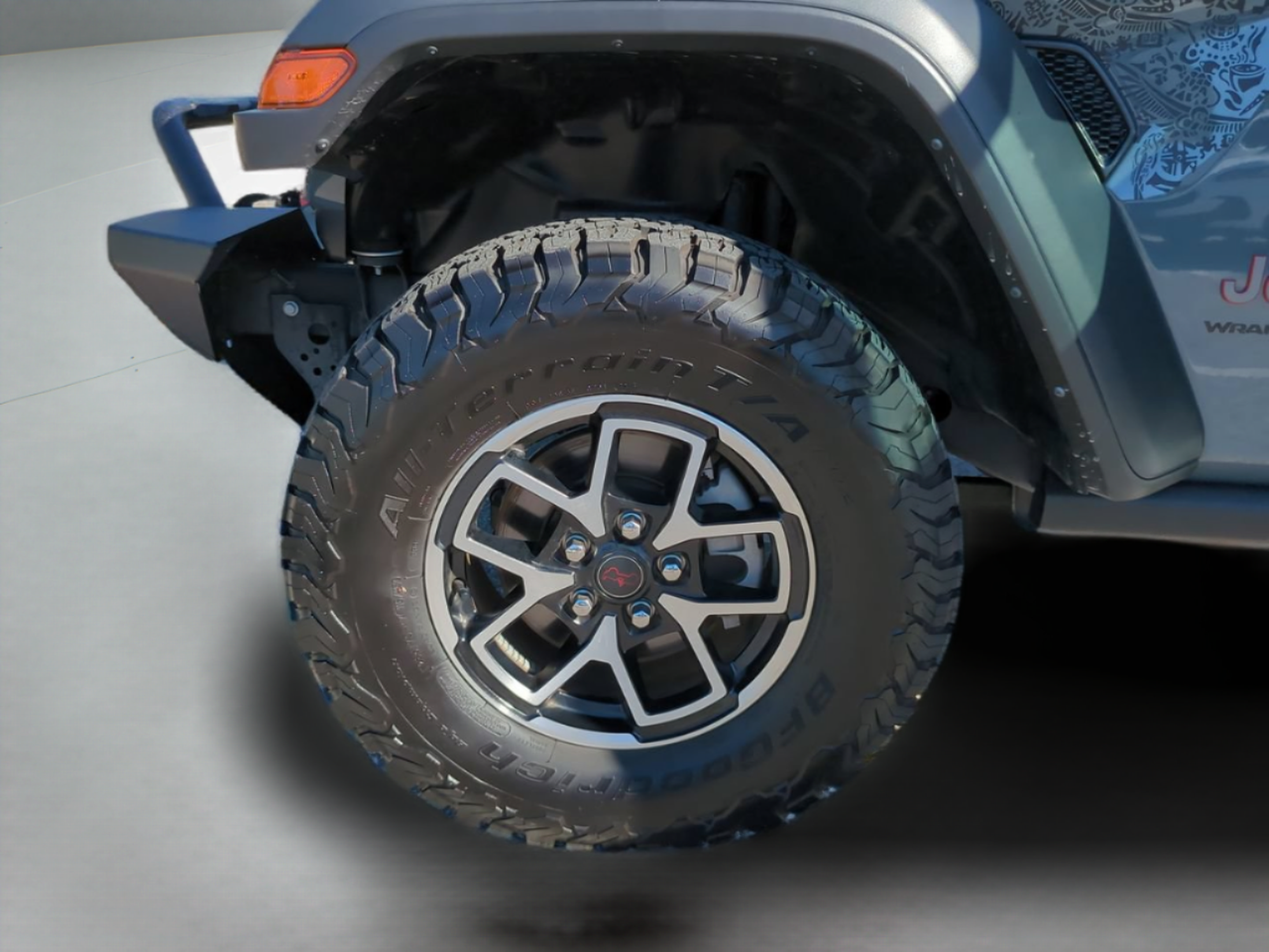 Used 2025 Jeep Wrangler Unlimited Rubicon AWD/4WD image 32