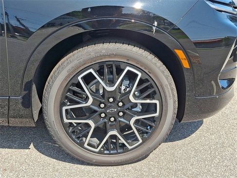 New 2025 Chevrolet Blazer RS w/ Driver Confidence II Package image 6