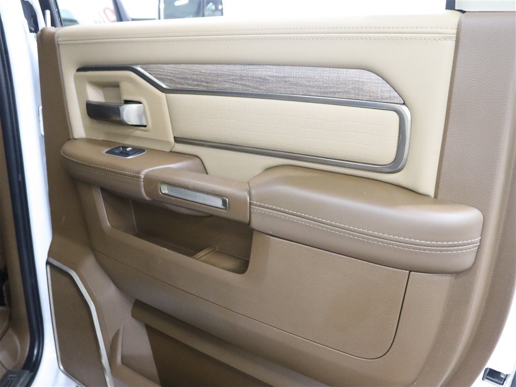Used 2022 RAM 2500 Limited w/ Off Road Package AWD/4WD image 29