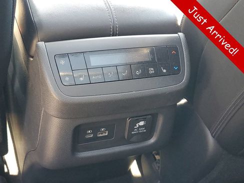 Used 2023 Nissan Pathfinder Platinum AWD/4WD image 13