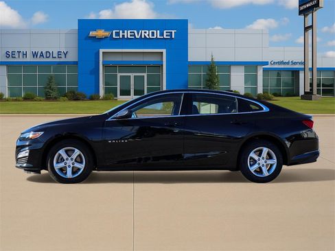 Used 2024 Chevrolet Malibu LT image 4