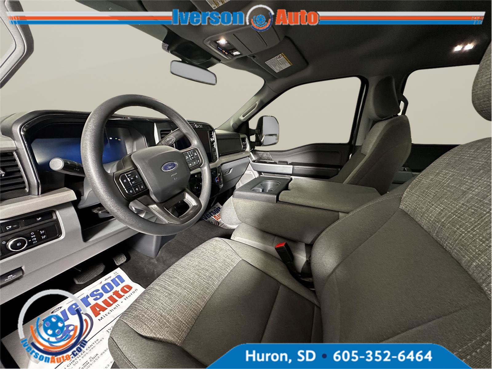 Used 2024 Ford F350 XLT w/ XLT Premium Package AWD/4WD image 15