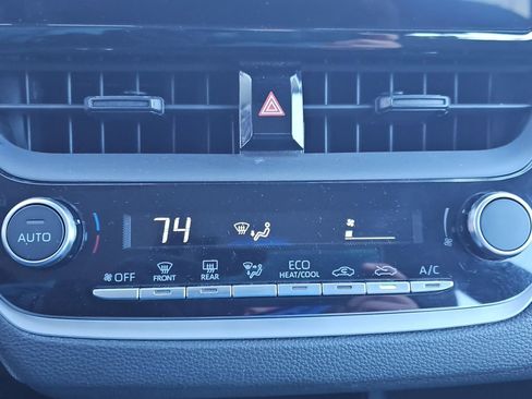 Certified 2023 Toyota Corolla LE image 18