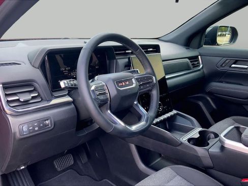Used 2025 GMC Terrain Elevation AWD/4WD image 18