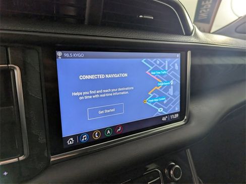 Used 2021 GMC Yukon Denali w/ Denali Premium Package image 30