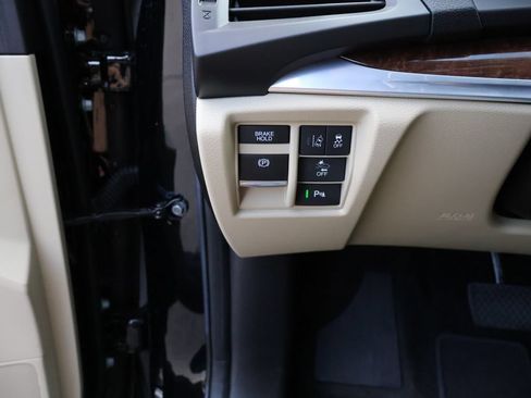 Used 2018 Acura MDX FWD image 31