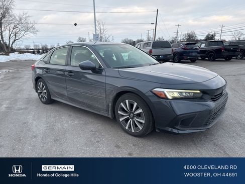 Used 2022 Honda Civic EX image 3