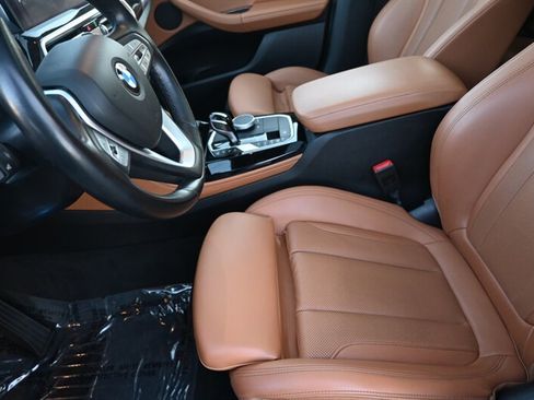 Used 2023 BMW X4 xDrive30i w/ M Sport Package image 32