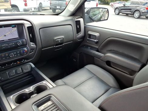 Used 2018 GMC Sierra 1500 SLT w/ All Terrain Package image 13