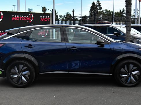 Used 2023 Nissan Ariya FWD image 9