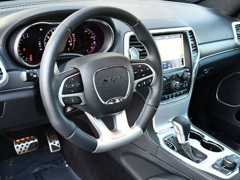 Used 2018 Jeep Grand Cherokee SRT AWD/4WD image 39
