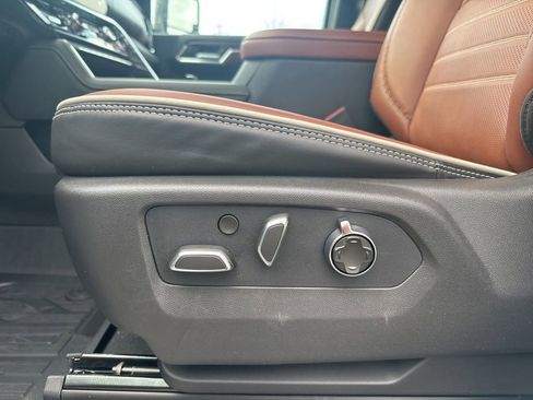 New 2026 GMC Sierra 2500 Denali Ultimate AWD/4WD image 23