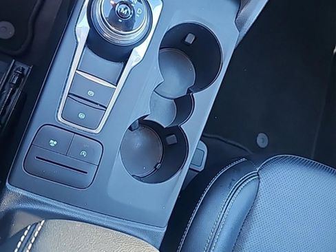 Used 2020 Ford Escape SEL image 27