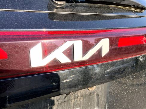 Used 2024 Kia Seltos EX AWD/4WD image 10