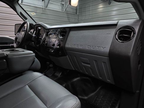 Used 2015 Ford F450 XL w/ Power Equipment Group AWD/4WD image 15