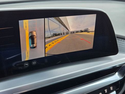 Certified 2025 Cadillac Lyriq Luxury image 19