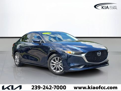 Used 2020 MAZDA MAZDA3 Sedan FWD image 1