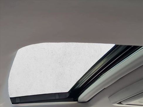 Used 2019 Honda Pilot Touring image 16