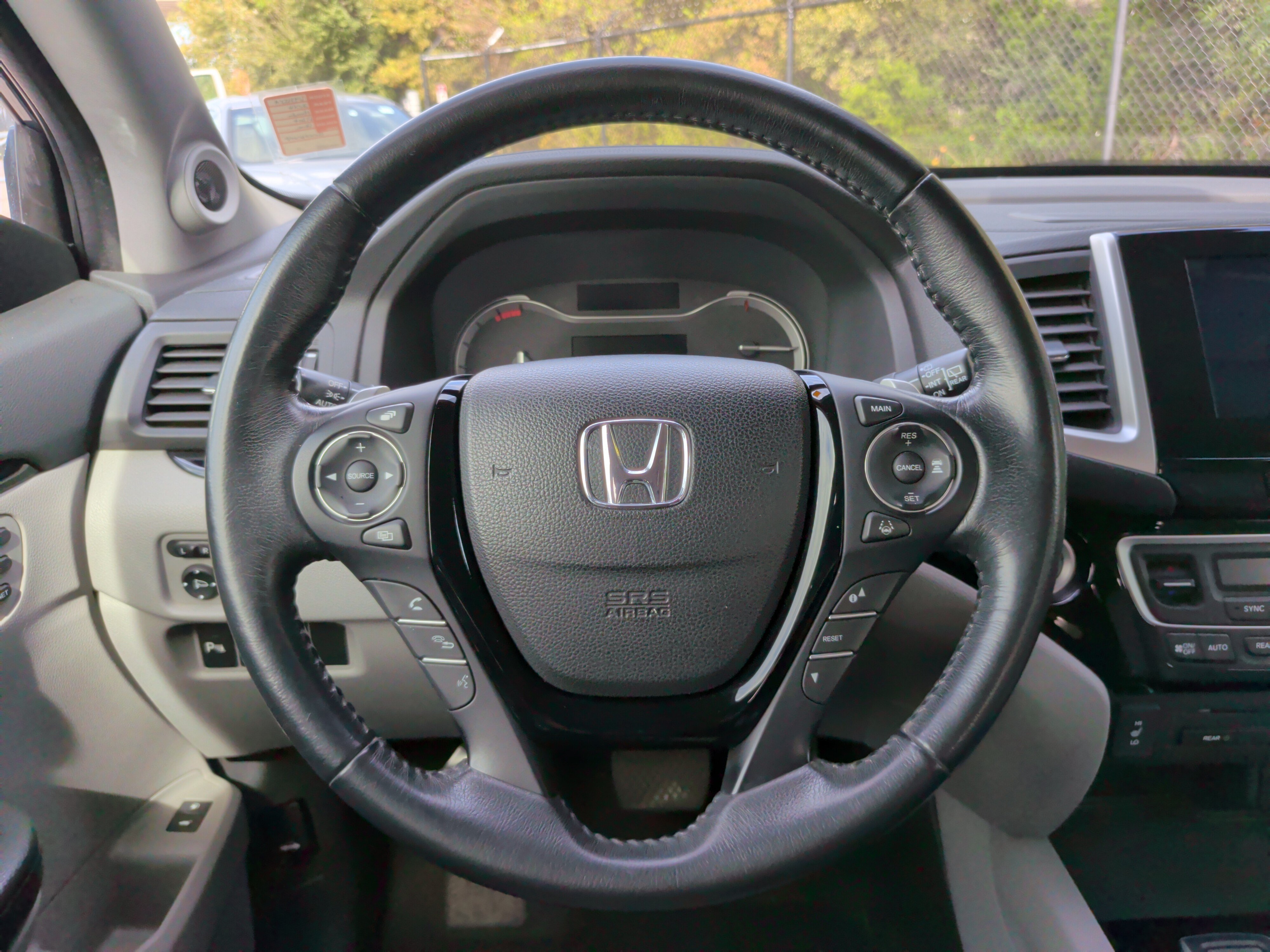 Used 2016 Honda Pilot Touring image 21