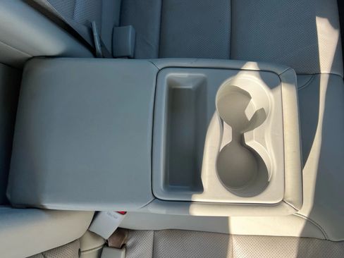 Used 2016 Acura TLX V6 SH-AWD w/ Technology Pkg image 39