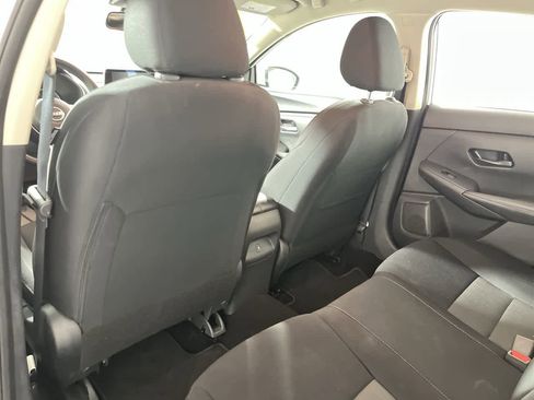Used 2024 Nissan Sentra SV FWD image 24