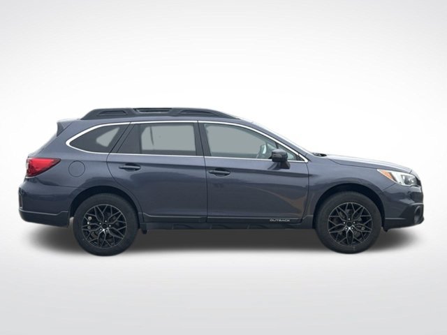 Used 2017 Subaru Outback 2.5i Limited AWD/4WD image 9