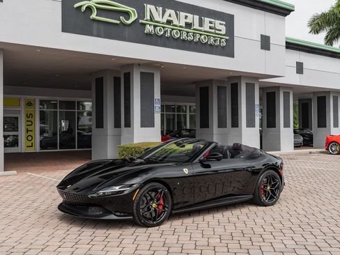 Used 2025 Ferrari Roma Spider image 34