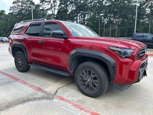 Used 2025 Toyota 4Runner SR5 AWD/4WD image 3