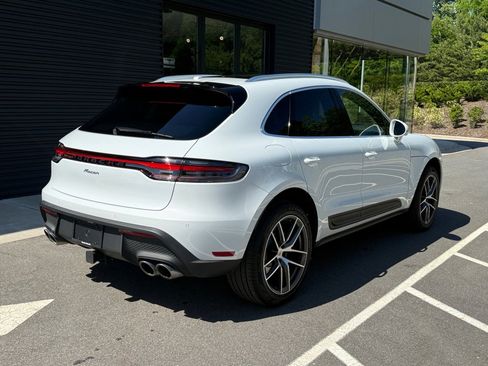 Certified 2026 Porsche Macan Turbo AWD/4WD image 7