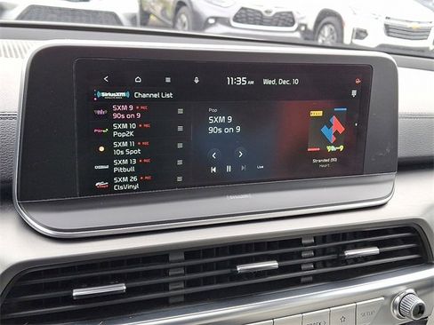 Used 2022 Kia Telluride S image 18