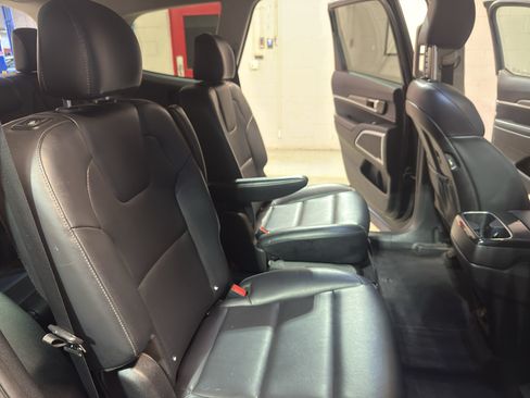 Used 2021 Kia Telluride S AWD/4WD image 27