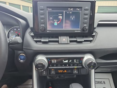 Certified 2022 Toyota RAV4 XLE w/ Convenience Package AWD/4WD image 22