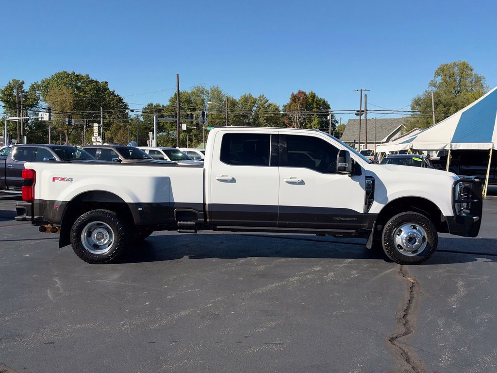 Used 2024 Ford F350 King Ranch AWD/4WD image 21