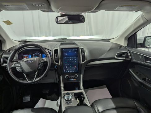 Used 2024 Ford Edge SEL w/ Convenience Package image 13