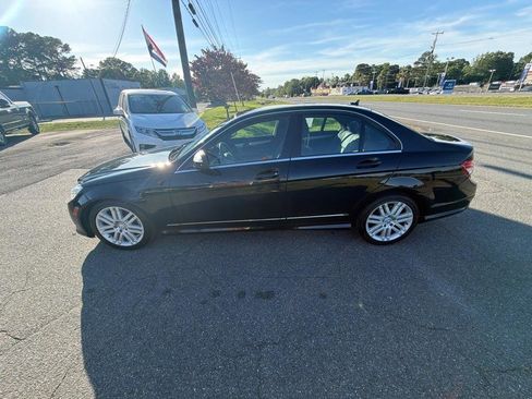 Used 2009 Mercedes-Benz C 300 4MATIC Sedan image 16