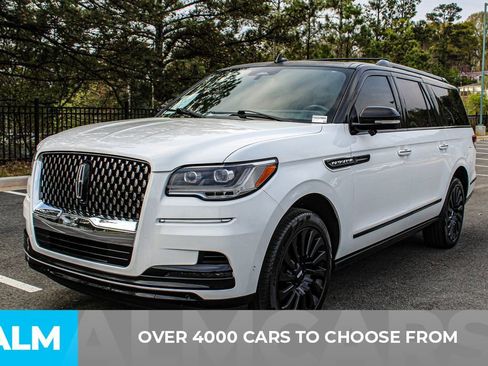 Used 2023 Lincoln Navigator L Black Label image 2